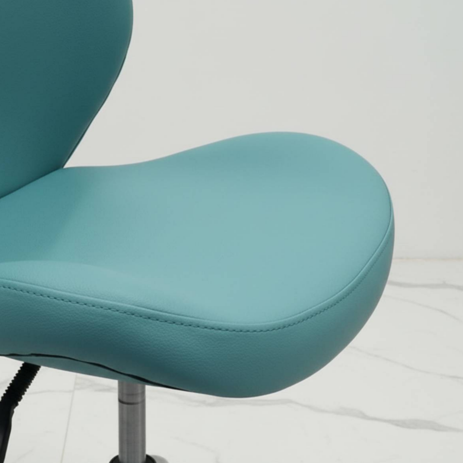 Gepolsterter Drehstuhl Gepolst – Office Furniture Bewertung und Preis